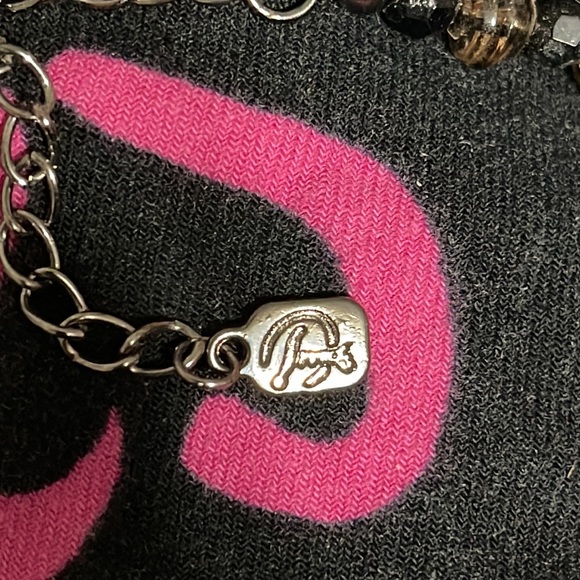 Beautiful Beads and glass necklace with a silver medal adjustable clasp. - Picture 2 of 11